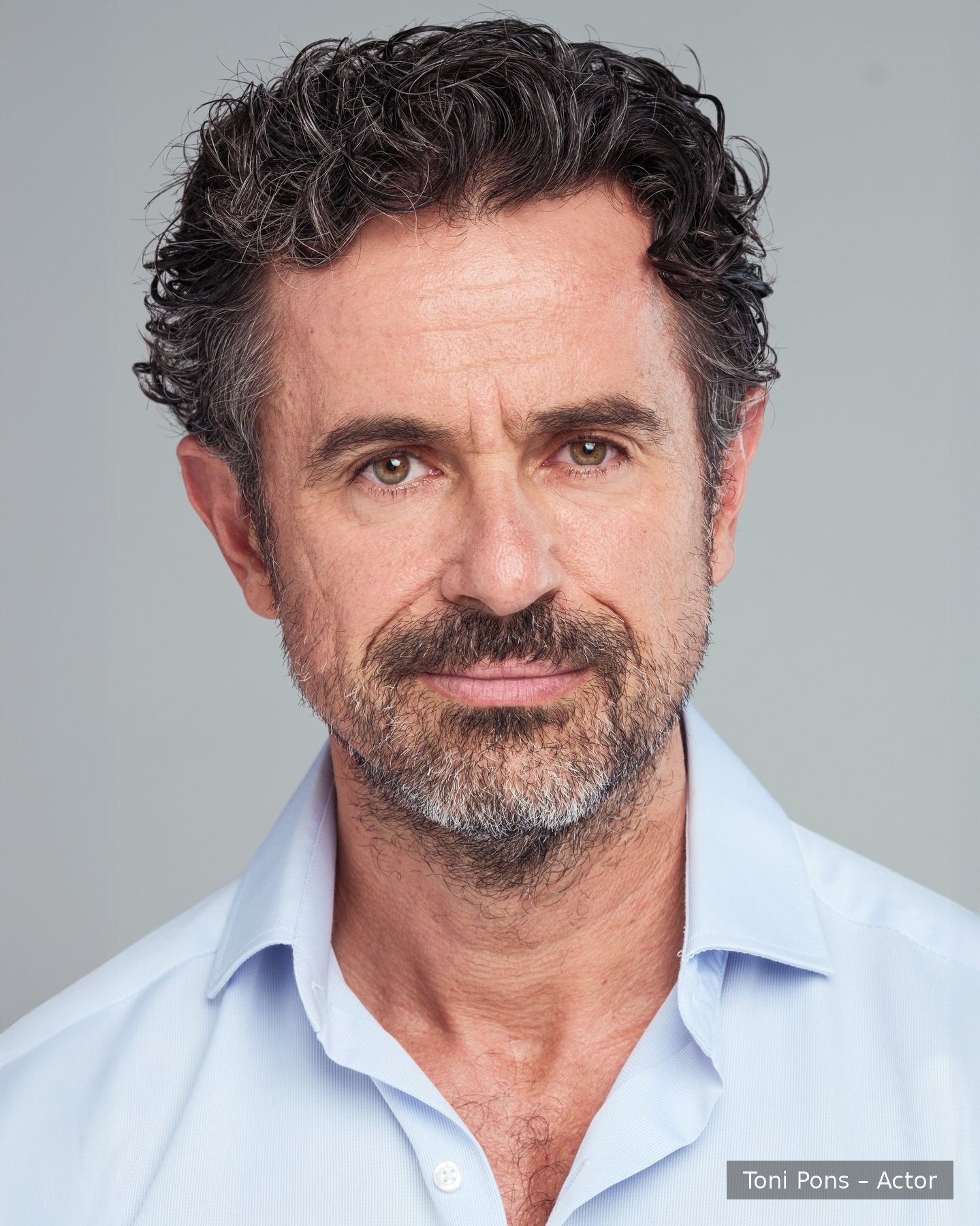 Toni Pons Vera – Headshots portrait 1